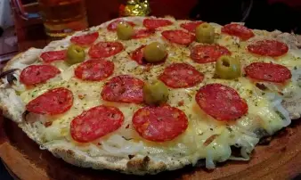 PIZZANESAS CALABRESA MILANESA 3 PERSONAS 